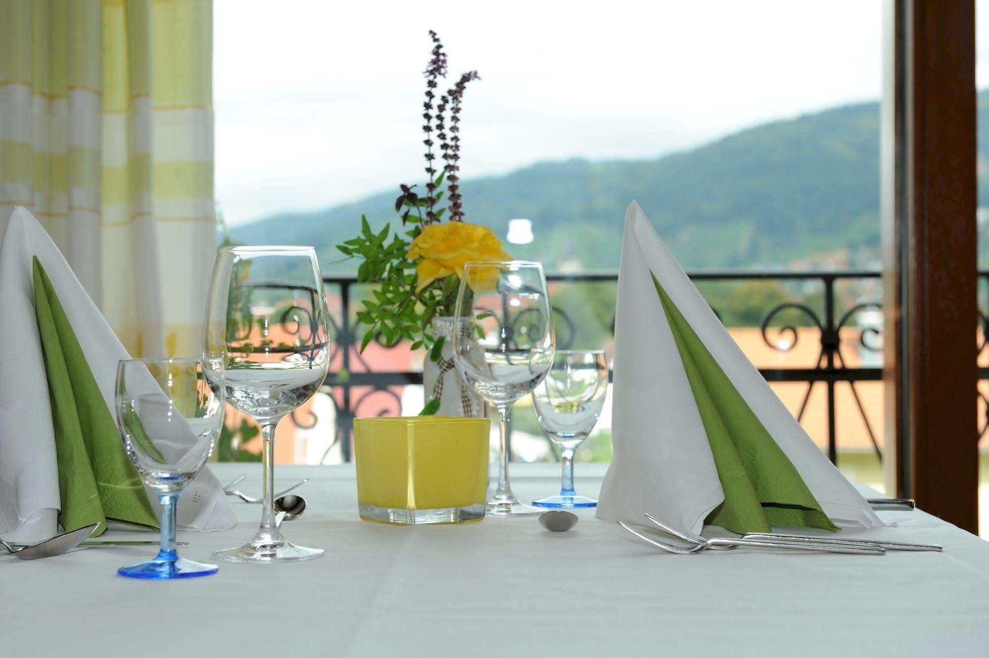 Deva Hotel Renchtalblick Oberkirch  Exterior photo