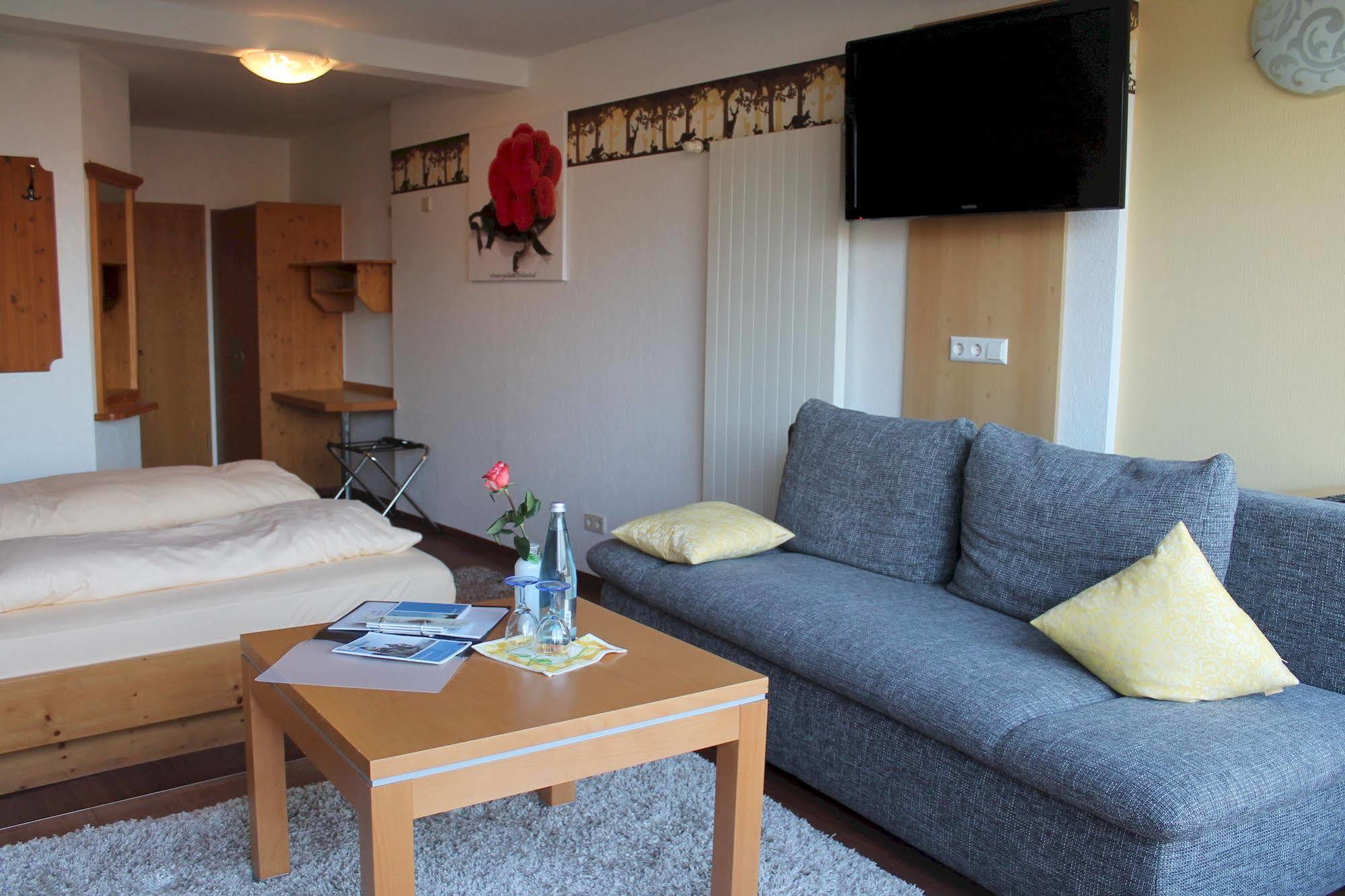 Deva Hotel Renchtalblick Oberkirch  Exterior photo